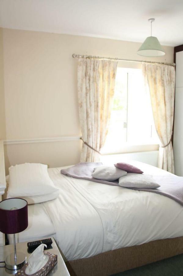 Dalton House Hotell Abbeyfeale Exteriör bild
